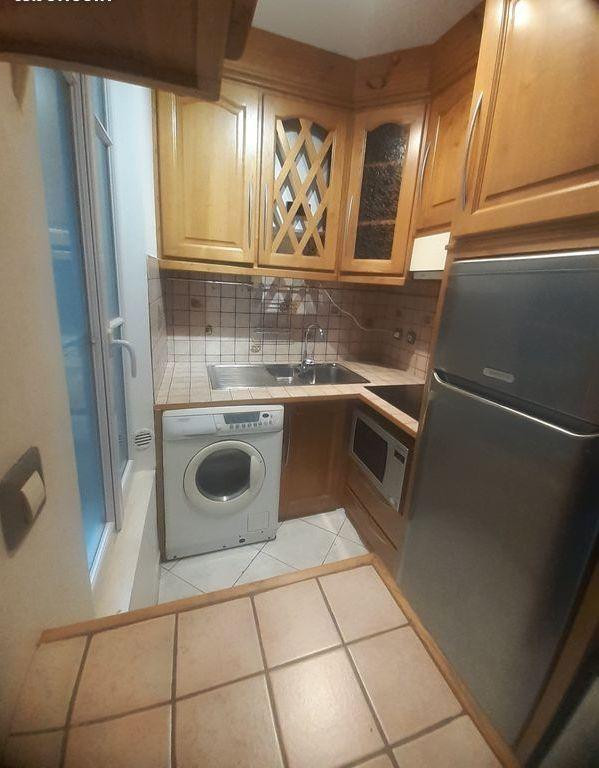 
                                                Location
                                                 Studio meublé 18m² à Paris 17eme