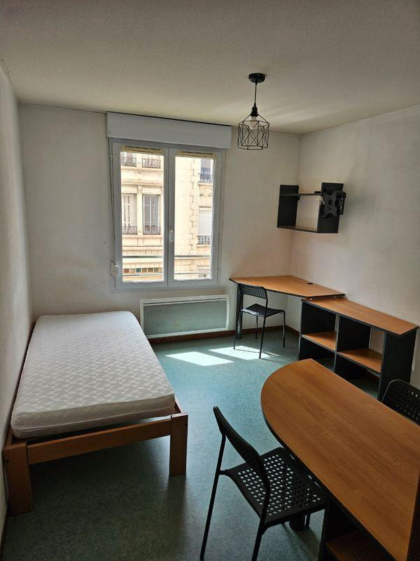 
                                                Location
                                                 Studio meublé 18m² proche fac