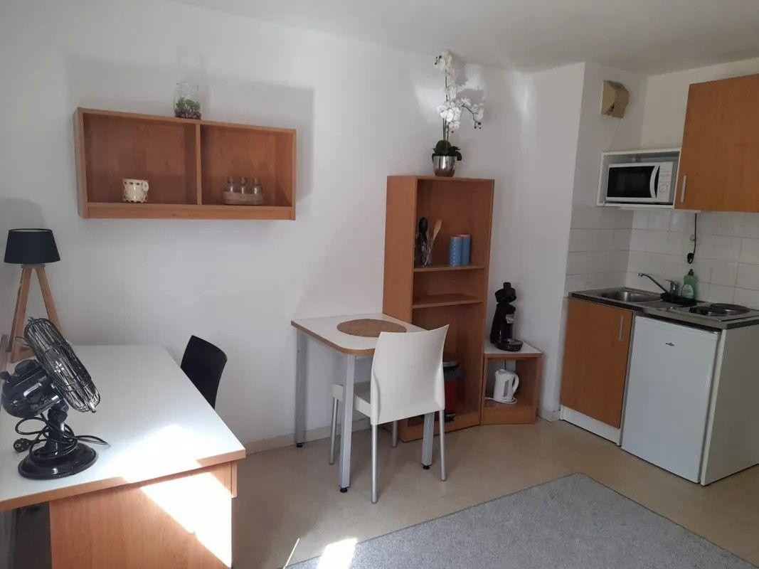 
                                                Location
                                                 Studio meublé 18m² Résidence Etudiante Grenoble