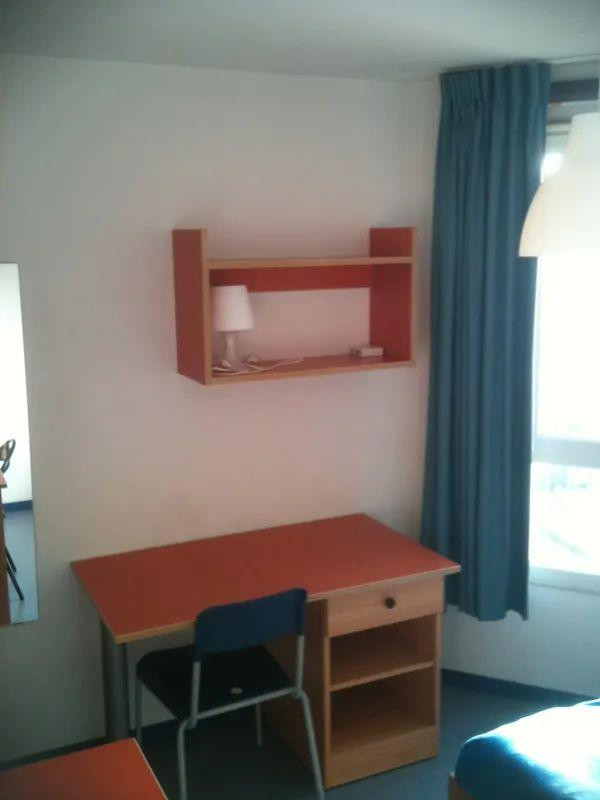 
                                                Location
                                                 Studio meublé 18m² résidence étudiante Salengro