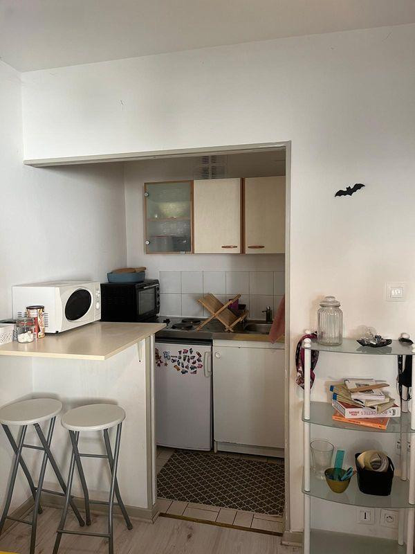 
                                                Location
                                                 Studio meublé 18m2