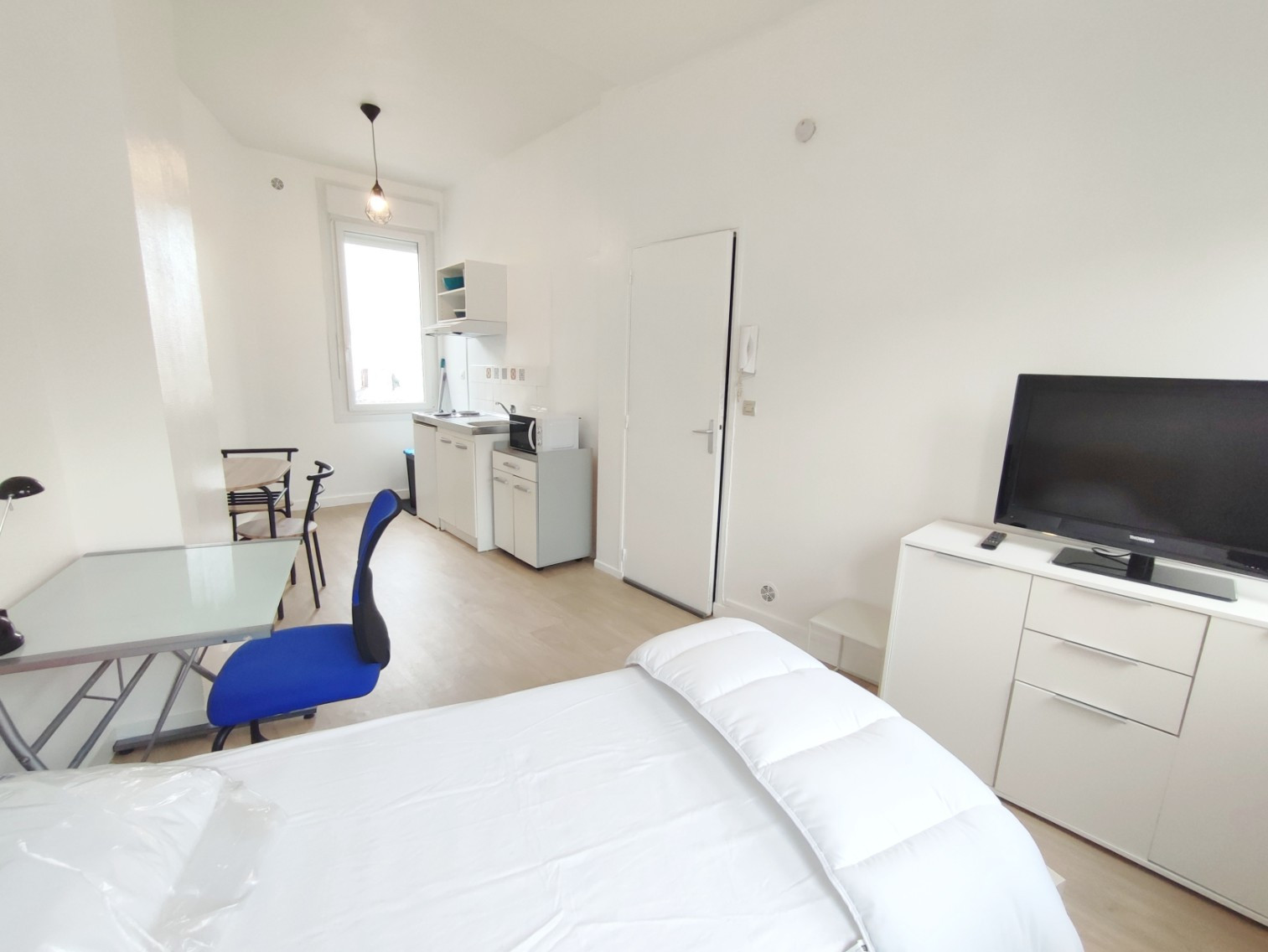 
                                                Location
                                                 Studio meublé 19,77 m² Proche CHU Sud