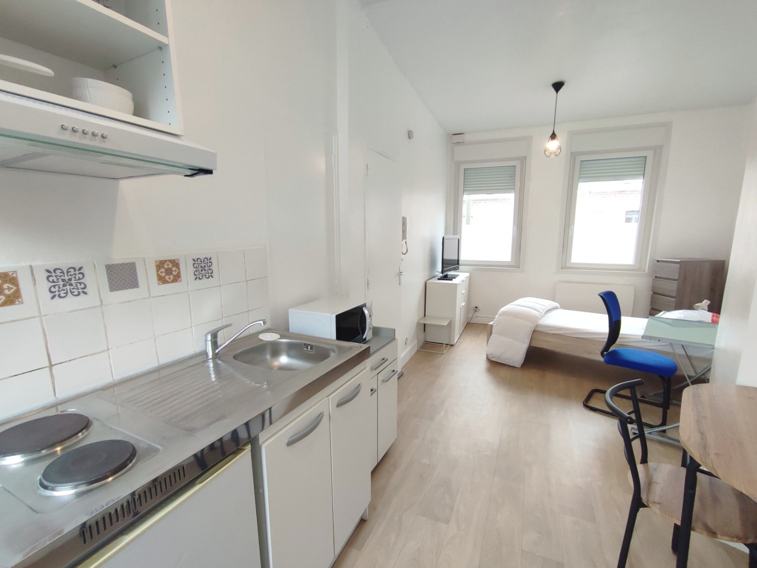 
                                                Location
                                                 Studio meublé 19,77 m² Proche CHU Sud