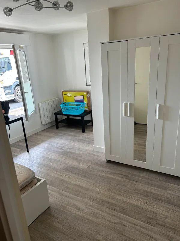 
                                                Location
                                                 Studio meublé 19m² tout compris Centre de Nantes