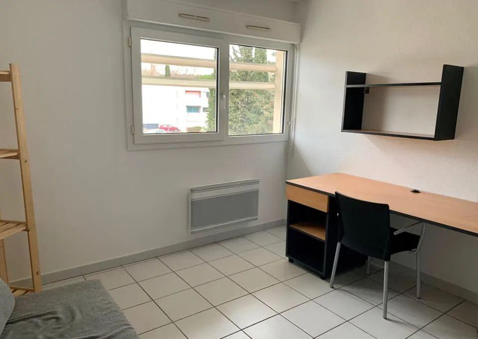 
                                                Location
                                                 Studio meublé 19m2 à Montpellier proche des facs