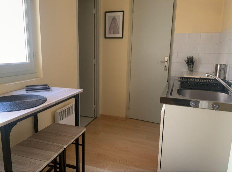 
                                                Location
                                                 Studio meublé (20 m2) en hypercentre