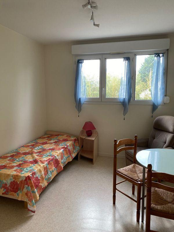 
                                                Location
                                                 Studio meublé 20m²