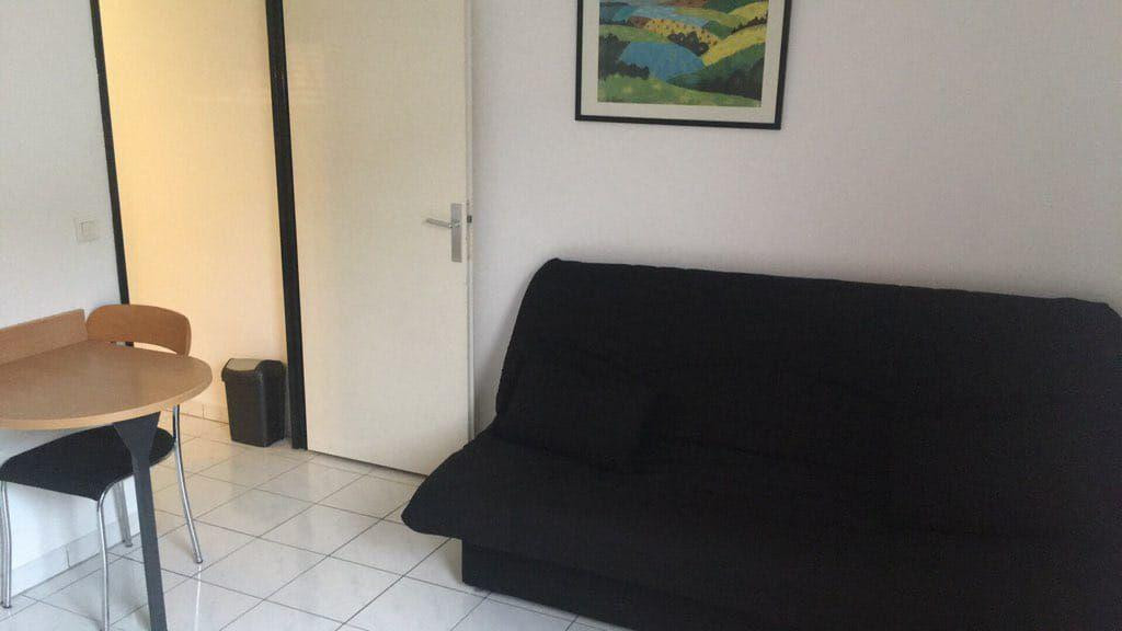 
                                                Location
                                                 Studio Meublé - 20m² - 75013 Paris