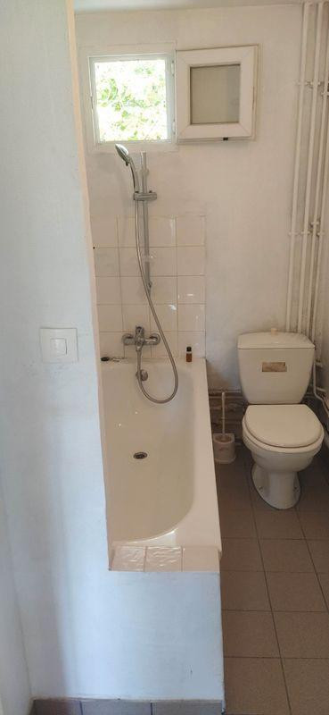 
                                                Location
                                                 Studio meublé 20m² calme et propre