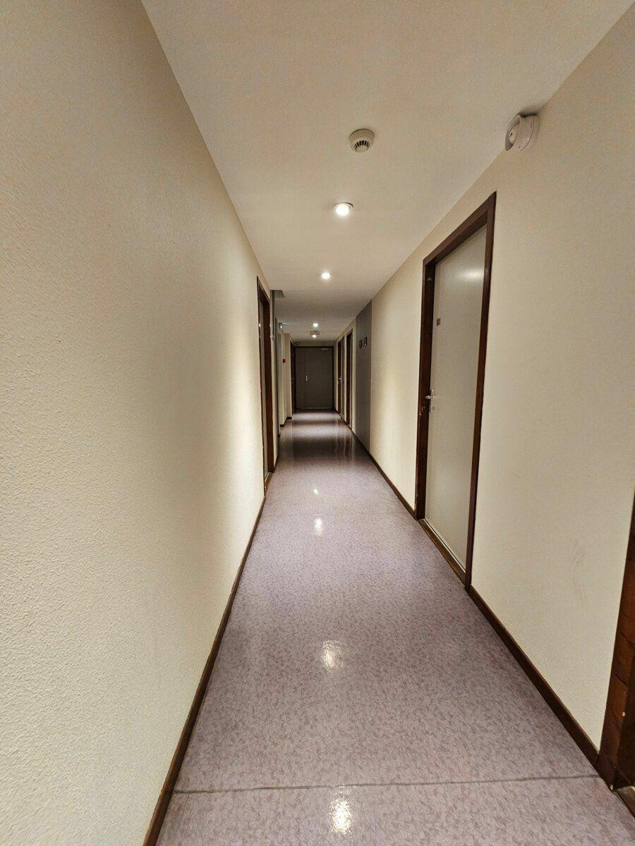 
                                                Location
                                                 Studio meublé 20m² résidence étudiante et laverie