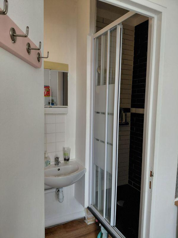 
                                                Location
                                                 Studio meublé 20m2 prépa Clémenceau à 3 min