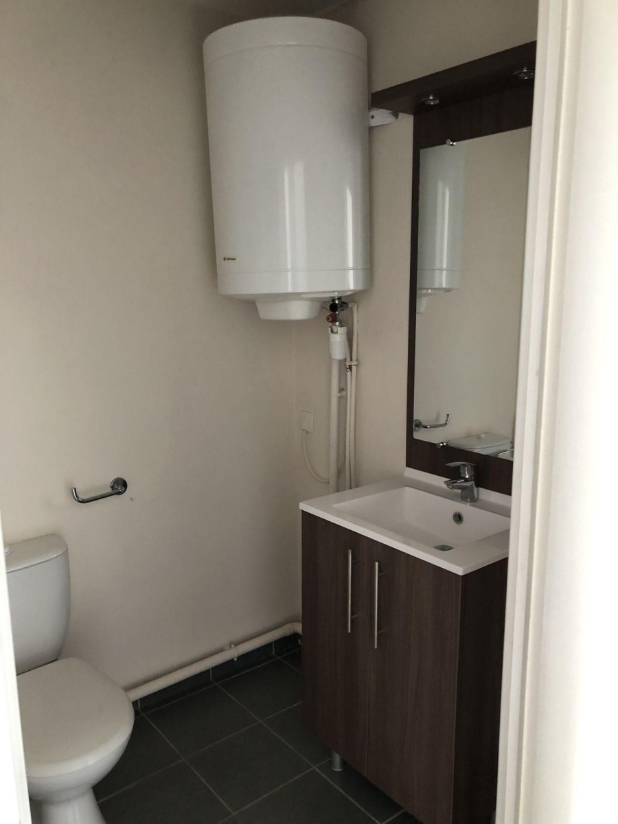 
                                                Location
                                                 STUDIO meublé 20m2 Résidence ISIS CARRE DES HALLES