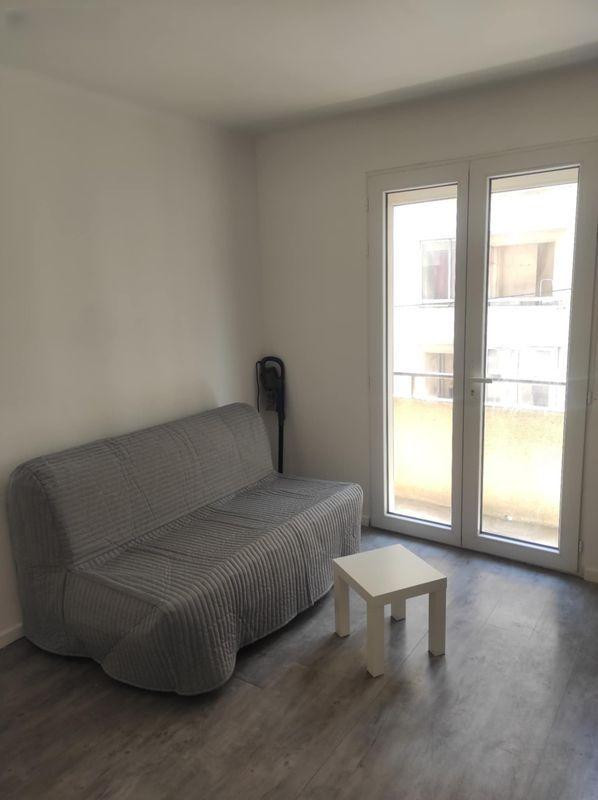 
                                                Location
                                                 Studio meublé 21m²