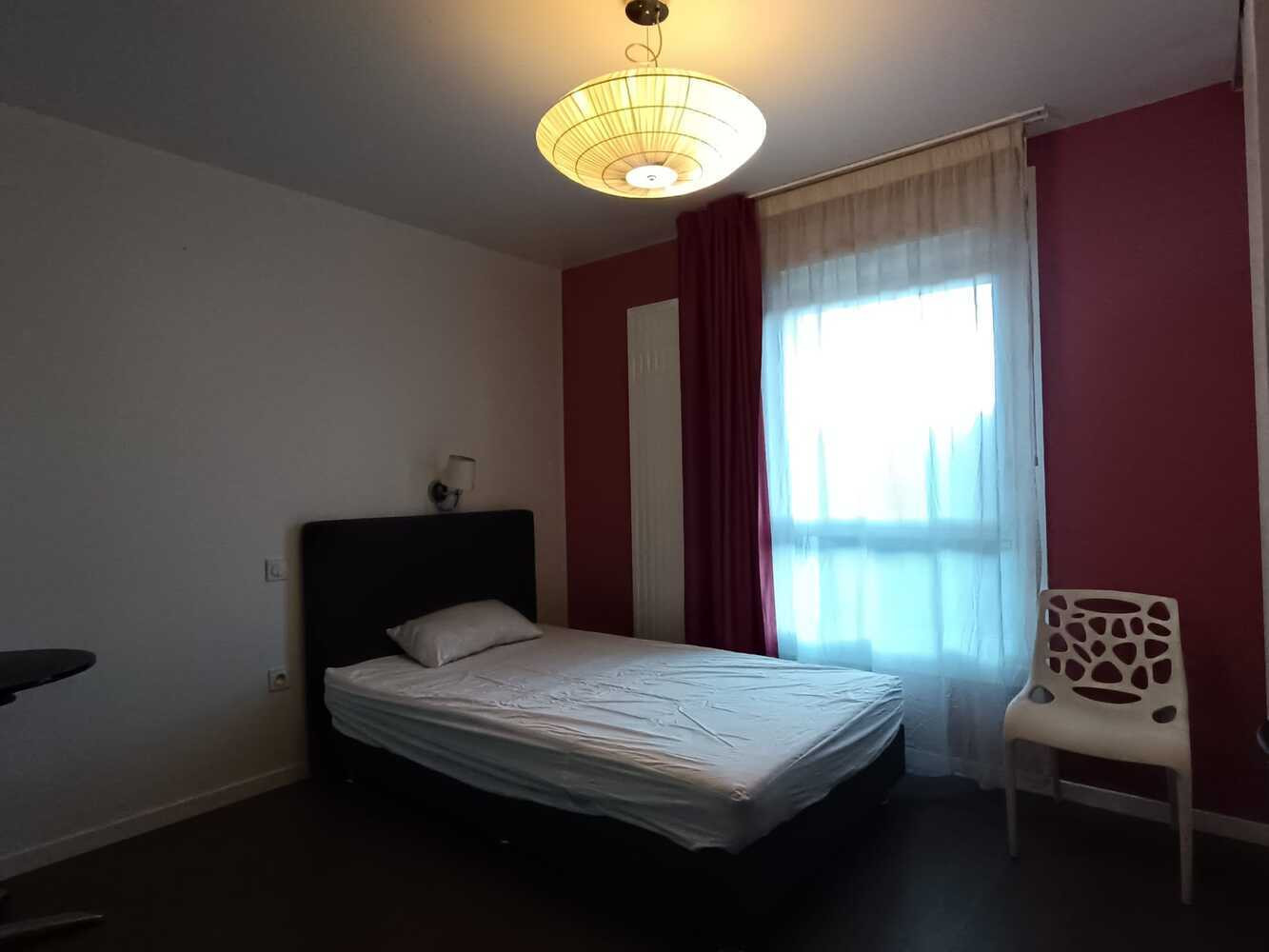 
                                                Location
                                                 Studio meublé 21m² Saint Herblain