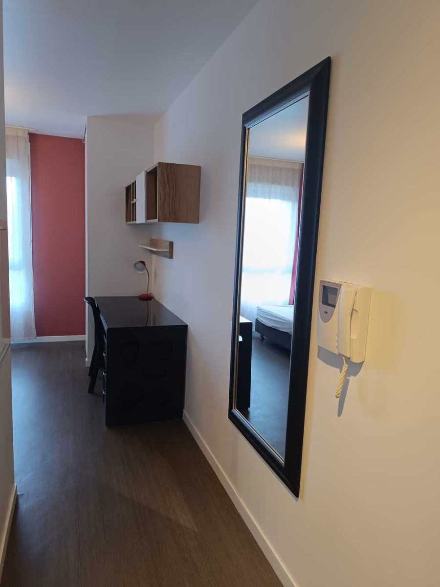 
                                                Location
                                                 Studio meublé 21m² Saint Herblain