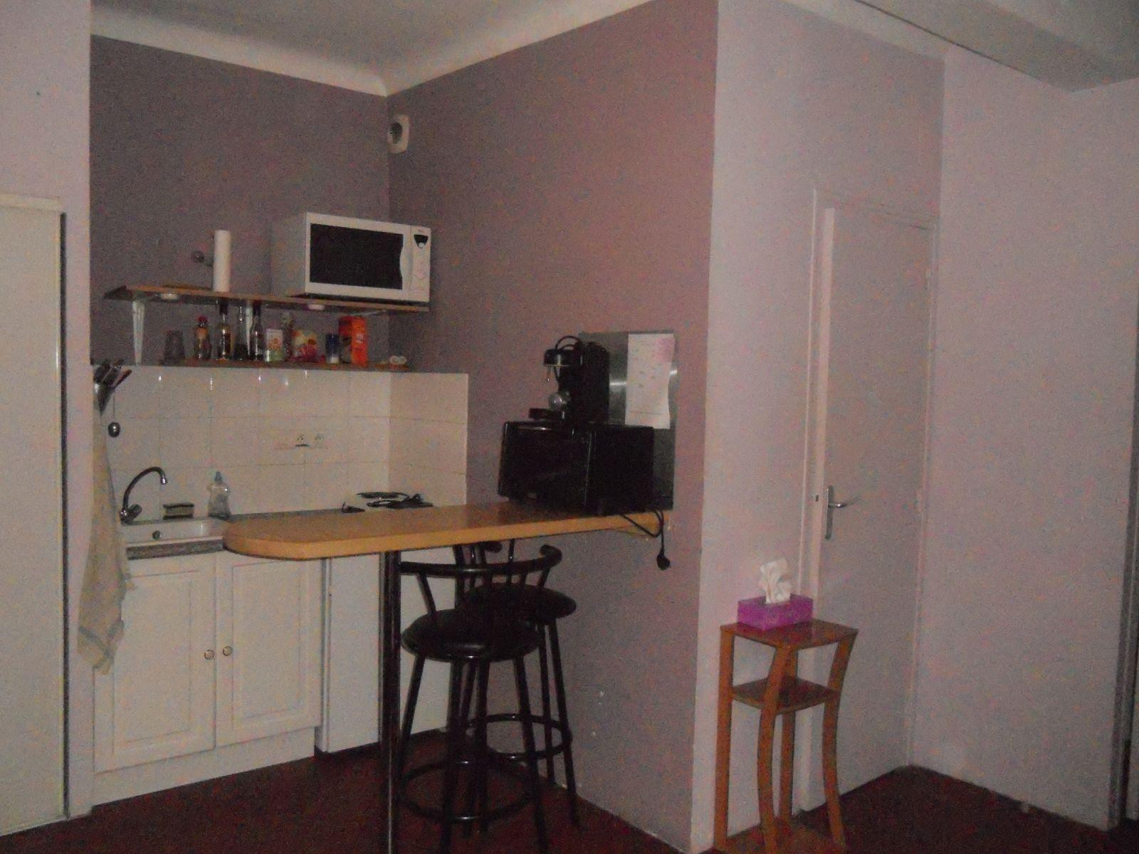 
                                                Location
                                                 Studio meuble 21m2 centre aix ideal etudiant iep
