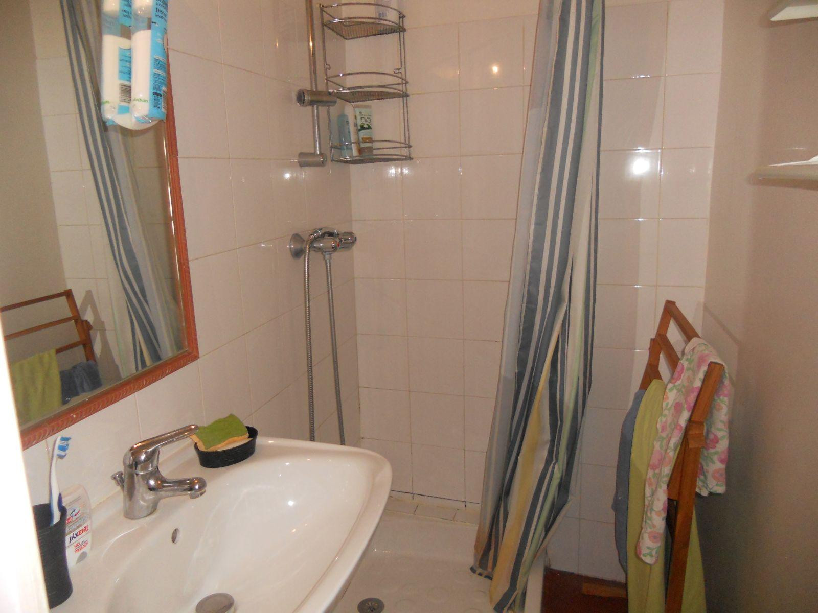 
                                                Location
                                                 Studio meuble 21m2 centre aix ideal etudiant iep