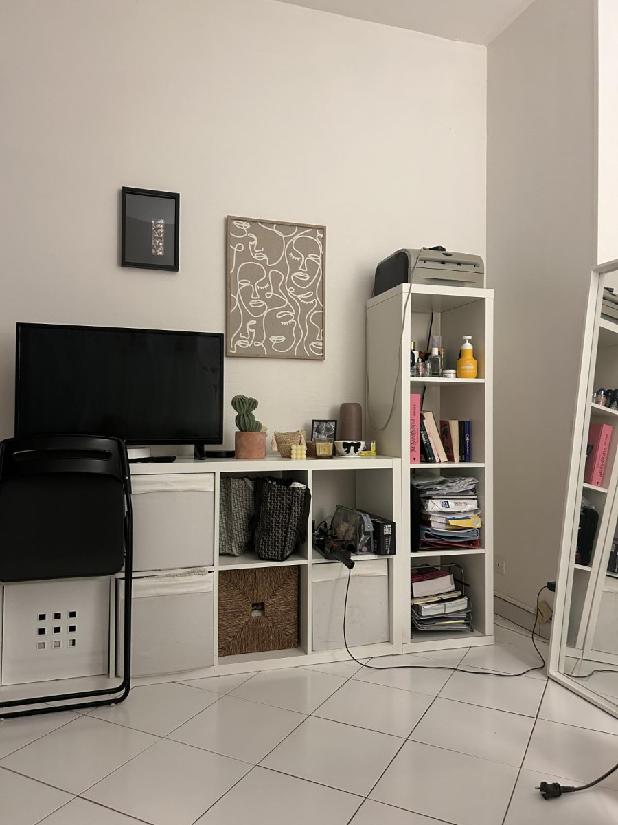 
                                                Location
                                                 Studio meublé 22 m² Résidence Super Cadenelle 8eme