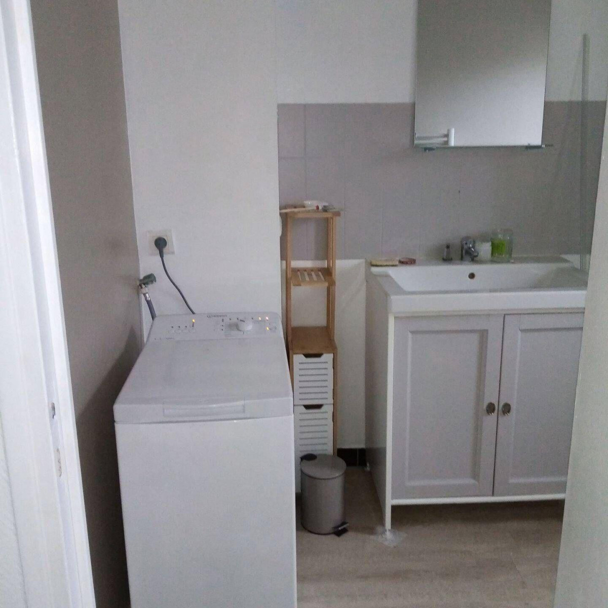 
                                                Location
                                                 Studio meublé 22m² avec jardin privatif 19m²