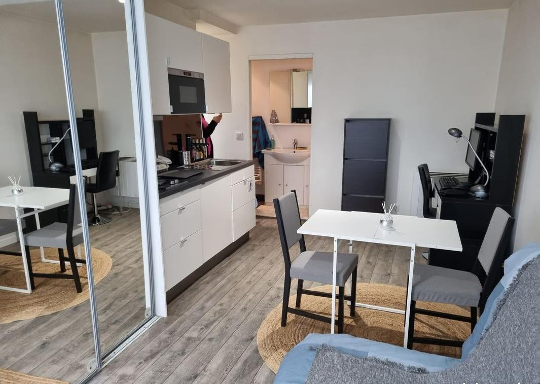 
                                                Location
                                                 Studio meublé 23 m² – Quartier Bouffay -Centre