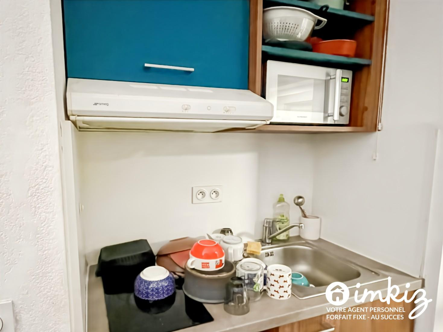 
                                                Vente
                                                 studio meublé 23 m², terrasse de 9 m² et box