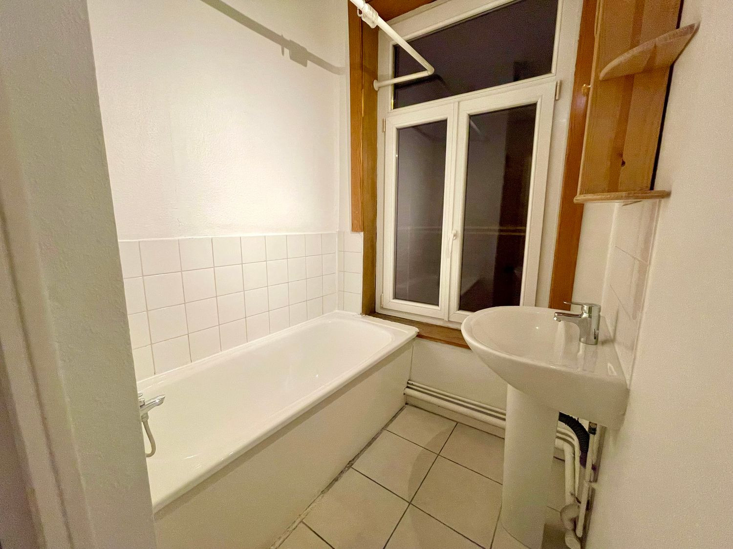 
                                                Location
                                                 Studio meublé 23 m2 - Lille Gambetta - 1591015