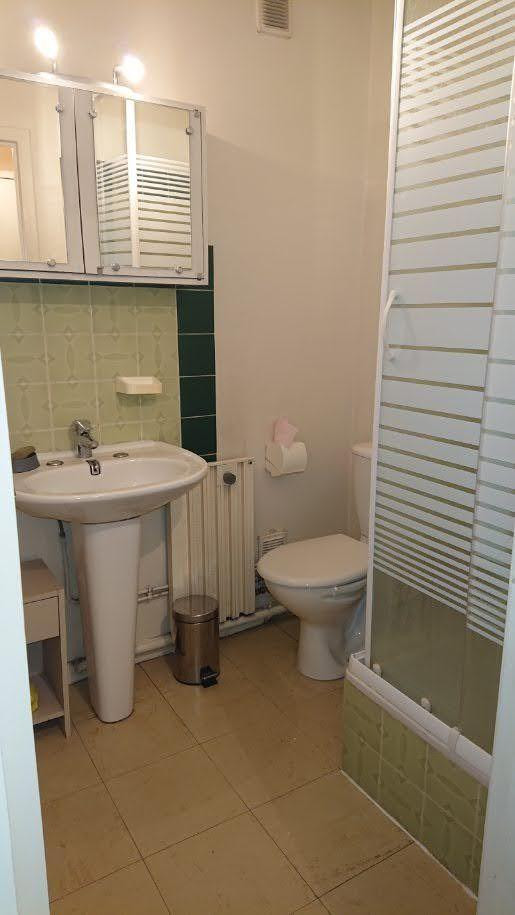 
                                                Location
                                                 Studio meublé 23m²
