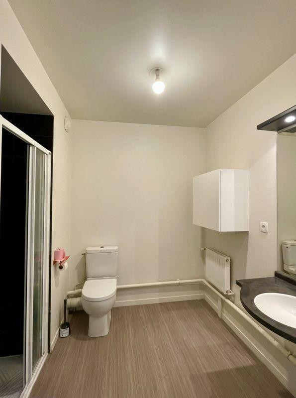 
                                                Location
                                                 Studio meublé 23m2