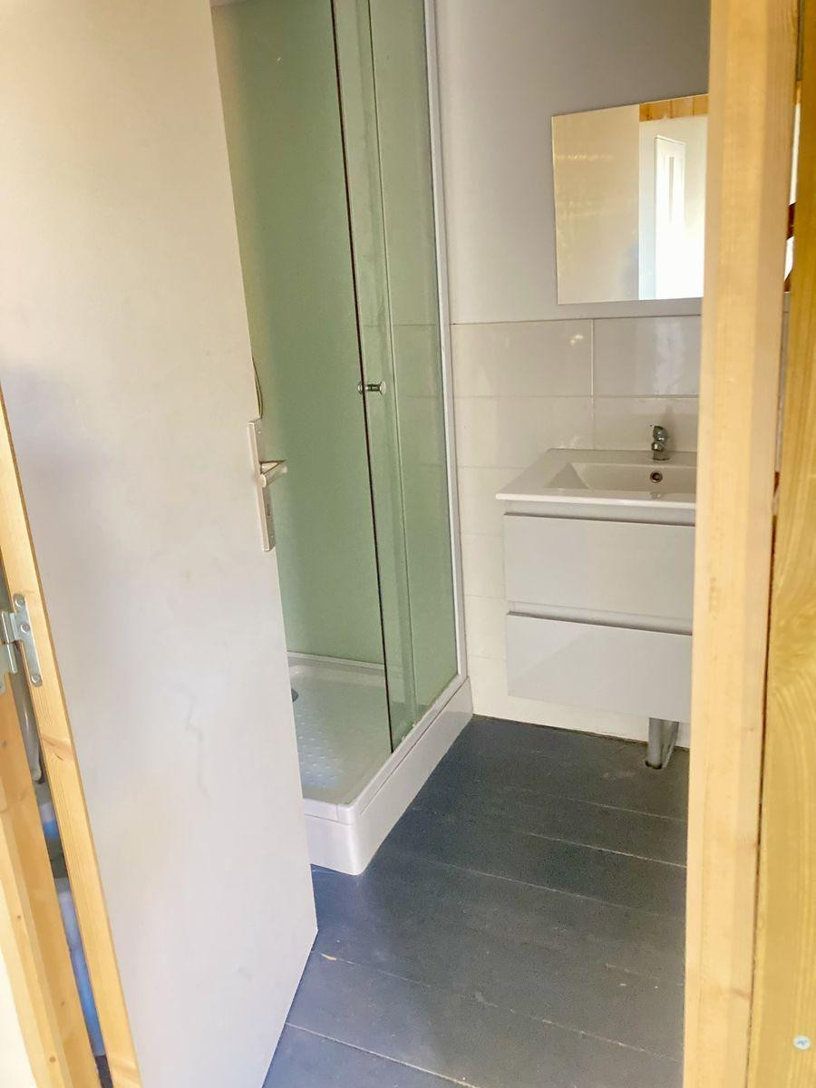 
                                                Location
                                                 Studio meublé 24m2 à louer au sein d'une écurie
