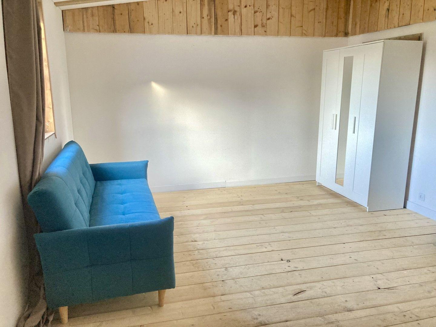 
                                                Location
                                                 Studio meublé 24m2 à louer au sein d'une écurie