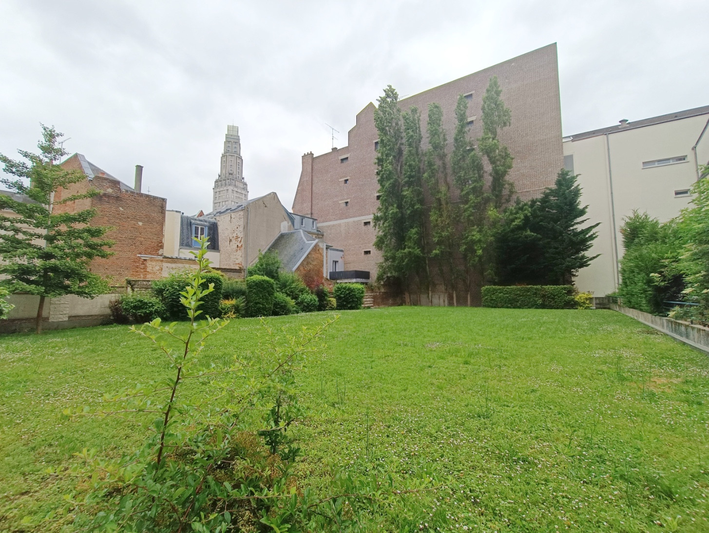 
                                                Location
                                                 Studio meublé 24m2 Amiens Centre