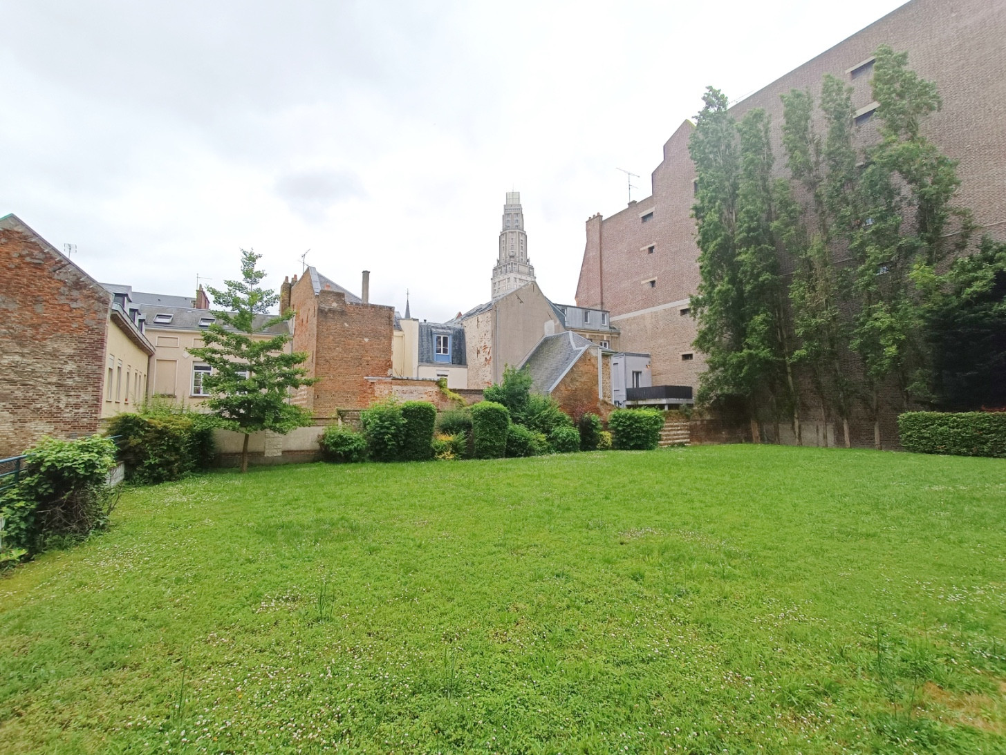 
                                                Location
                                                 Studio meublé 24m2 Amiens Centre