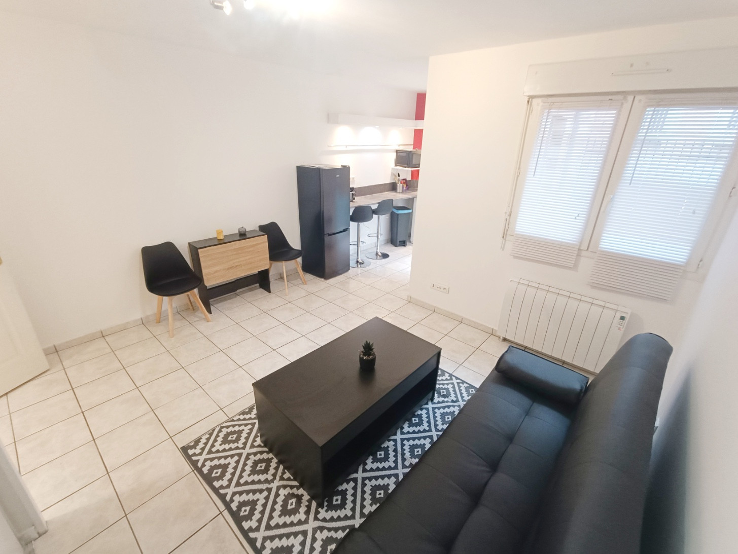 
                                                Location
                                                 Studio meublé 24m2 Amiens Centre