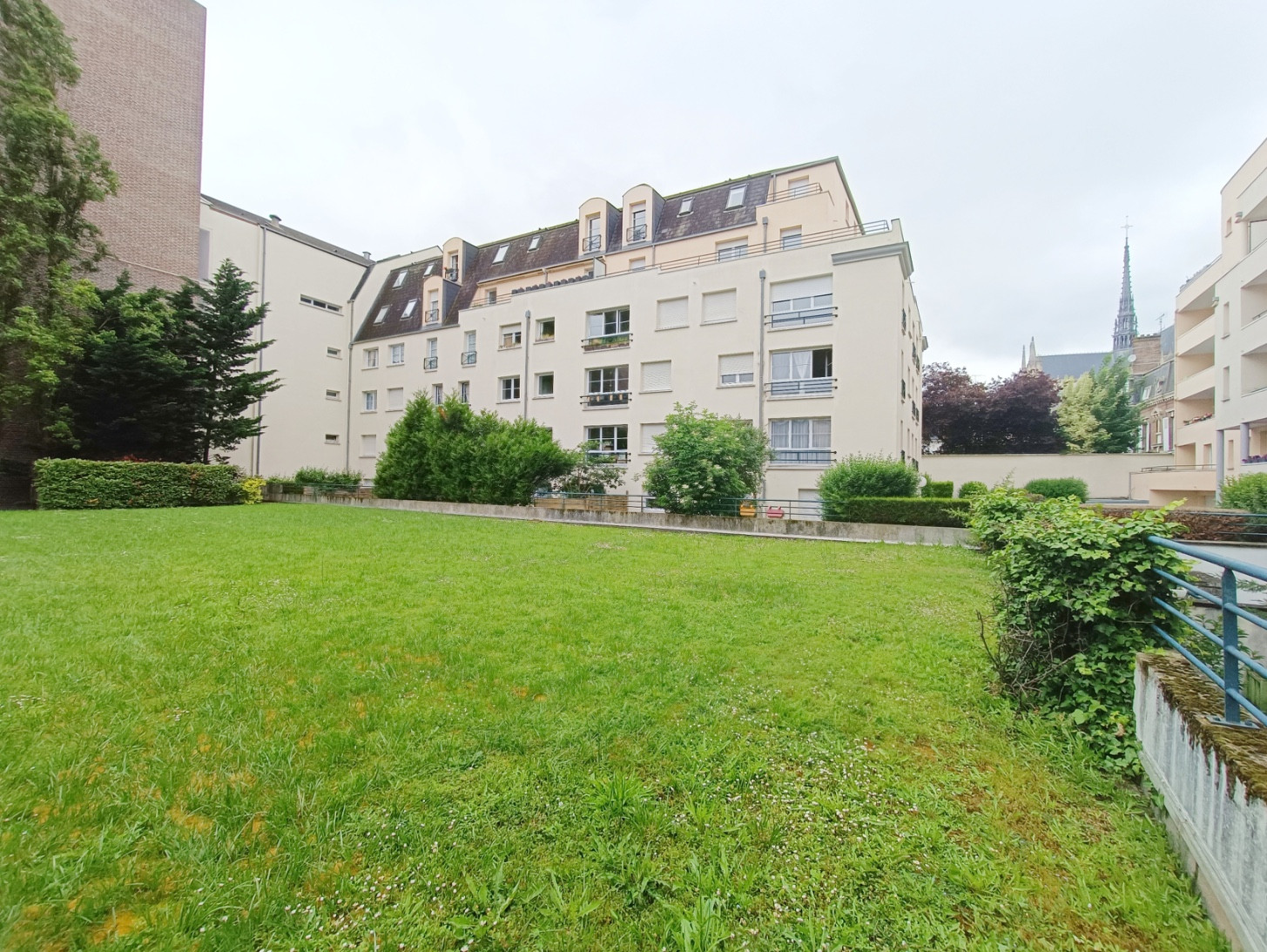 
                                                Location
                                                 Studio meublé 24m2 Amiens Centre
