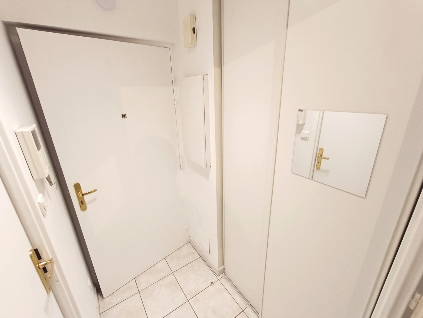
                                                Location
                                                 Studio meublé 24m2 Amiens Centre