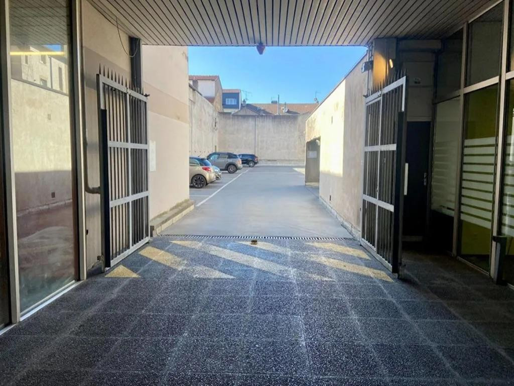 
                                                Location
                                                 Studio meublé  25m² + Parking –Nancy  ARTEM, DROIT
