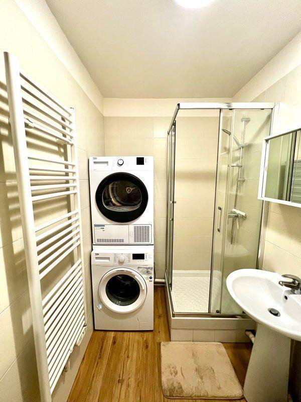 
                                                Location
                                                 Studio meublé 25m² Place Jean Jaurès