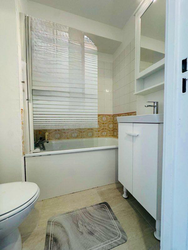 
                                                Location
                                                 Studio meublé 25m2 - Jardin des plantes
