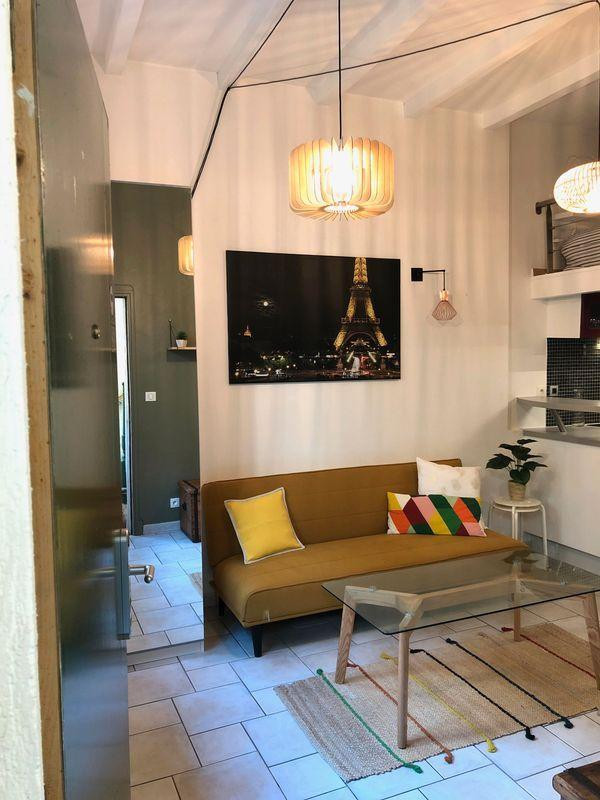 
                                                Location
                                                 Studio meublé 25m2 RDC avec mezzanine