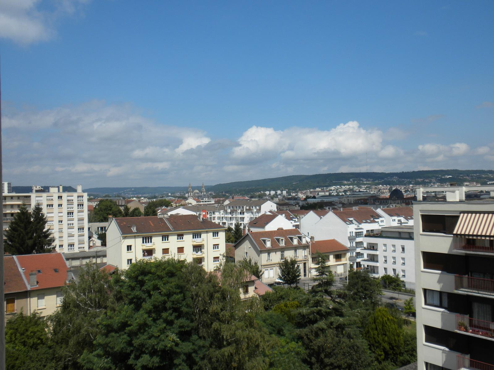 
                                                Location
                                                 Studio meublé 26 m² avec PK, vue et calme – Nancy