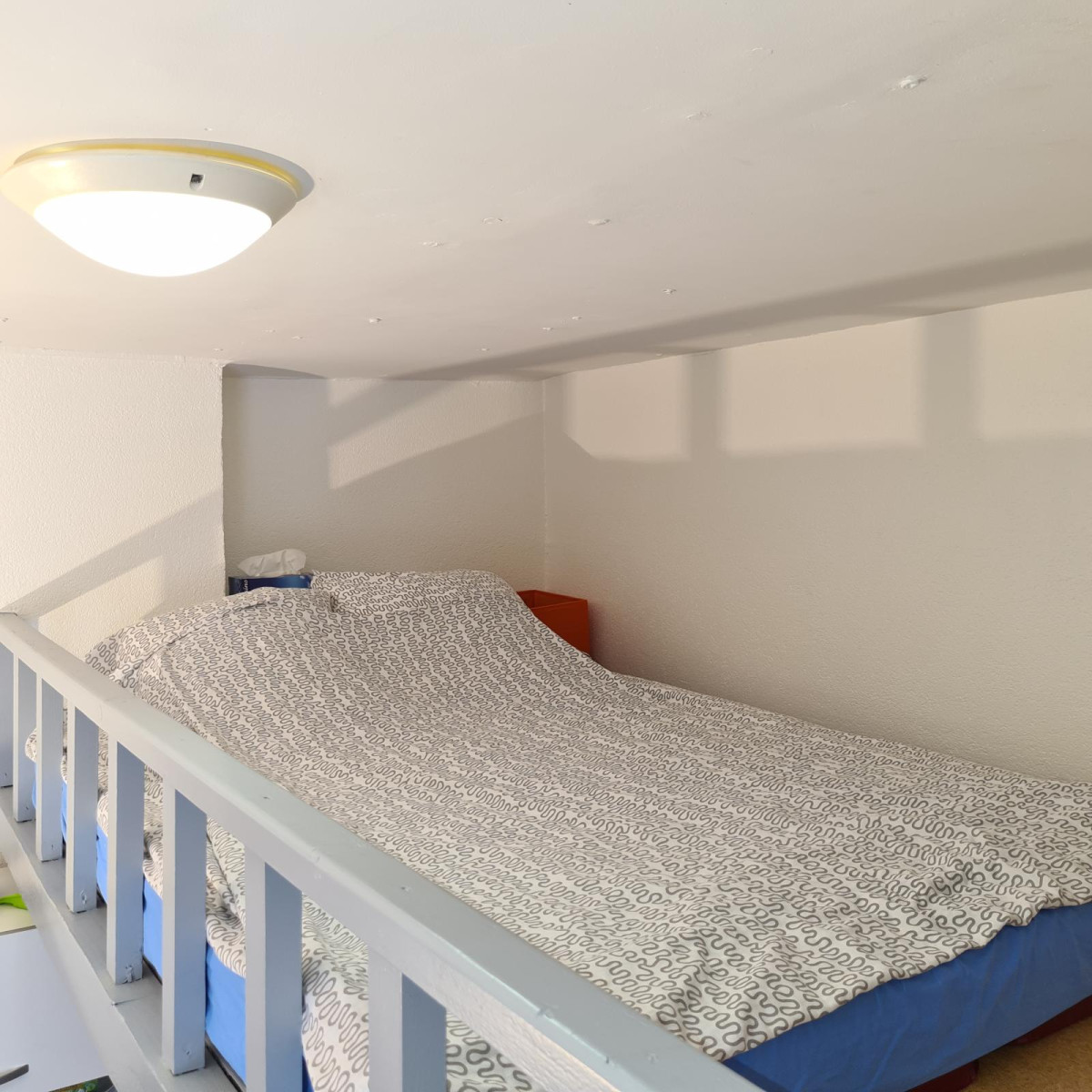 
                                                Location
                                                 Studio meublé 26m², hypercentre, calme, internet