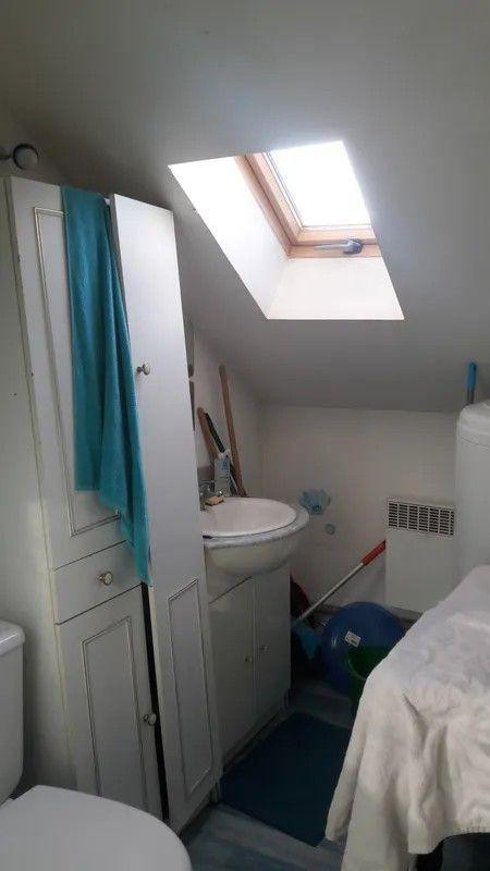 
                                                Location
                                                 Studio meublé 26m² près fac médecine