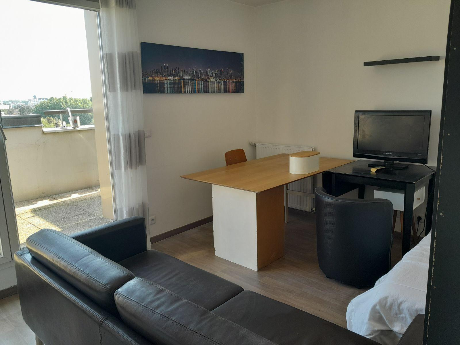 
                                                Location
                                                 Studio meublé 28.73m2 avec terrasse 13m2