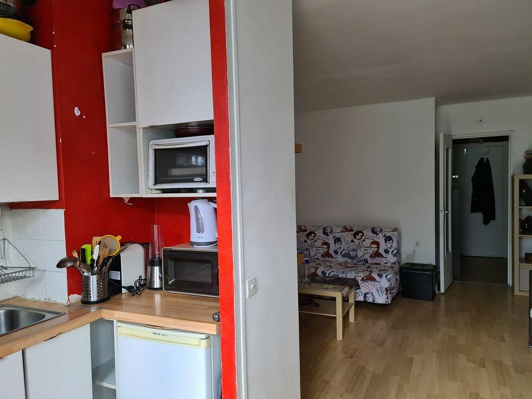 
                                                Location
                                                 Studio meublé 29m2 Gambetta Paris 20