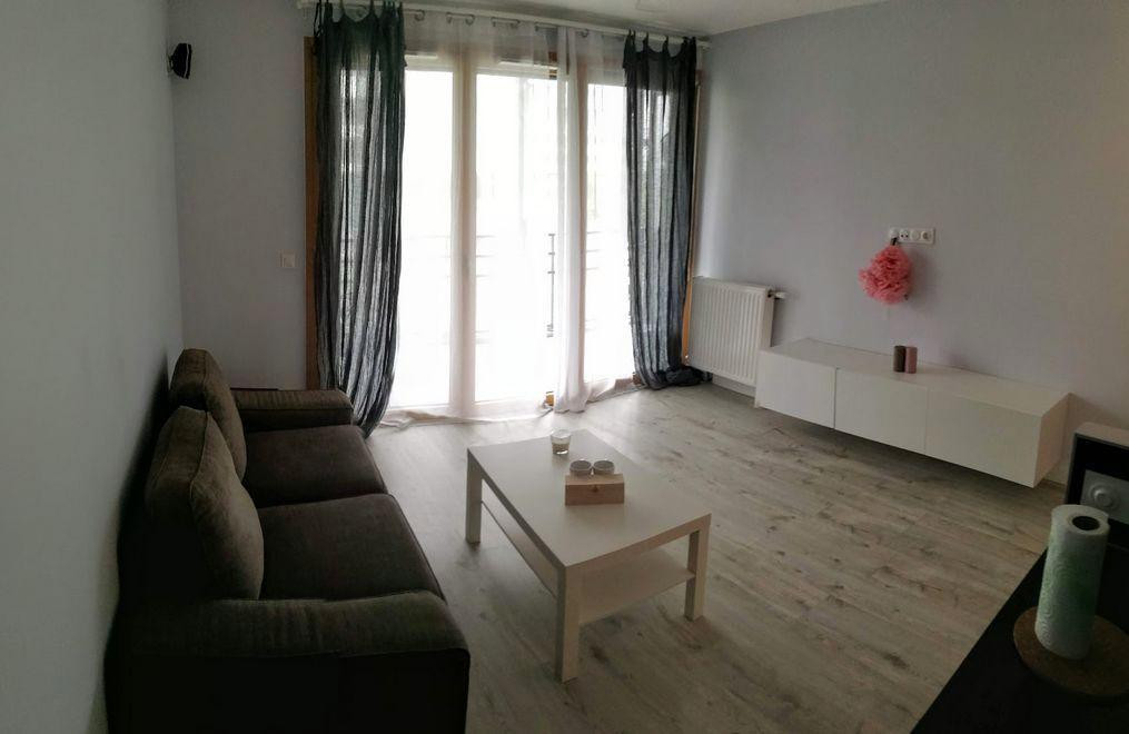 
                                                Location
                                                 ✨ Studio meublé 33 m² + 7m² loggia