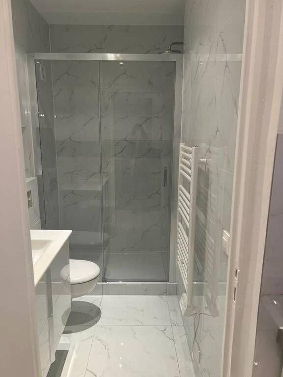 
                                                Location
                                                 Studio meublé 33 m² Paris 16E