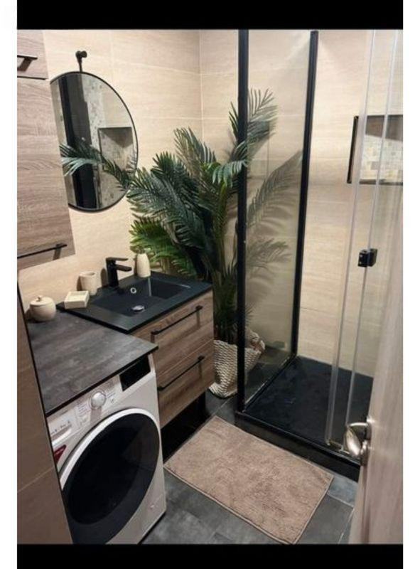 
                                                Location
                                                 Studio Meublé 50m² Haut de Gamme Hyper Centre