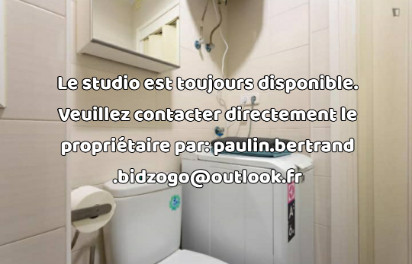 
                                                Location
                                                 Studio meublé