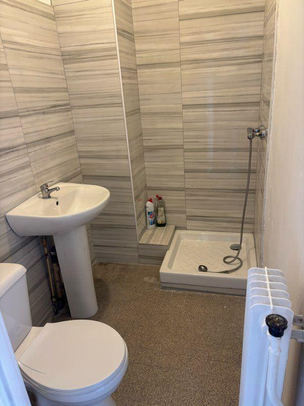 
                                                Location
                                                 Studio meublé 69007