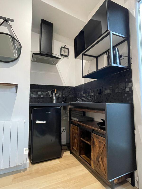 
                                                Location
                                                 Studio meublé